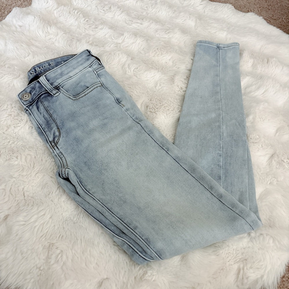 American Eagle Outfitters Very Light Blue Jeans